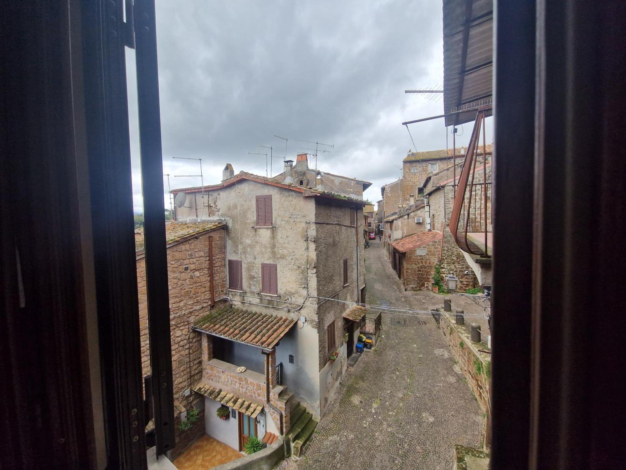 Piazza Duomo Casa Vacanze Sutri Exterior foto