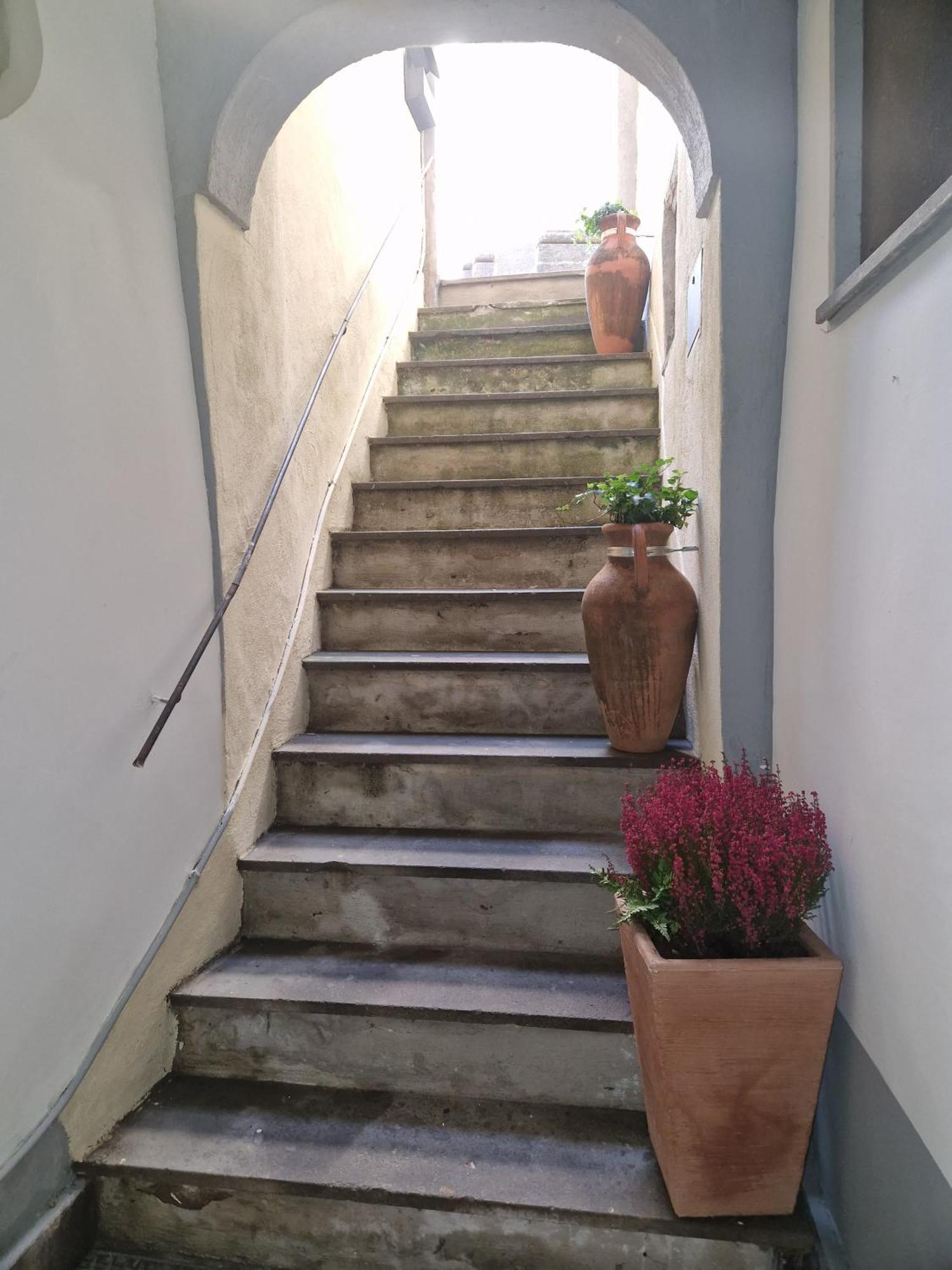 Piazza Duomo Casa Vacanze Sutri Exterior foto