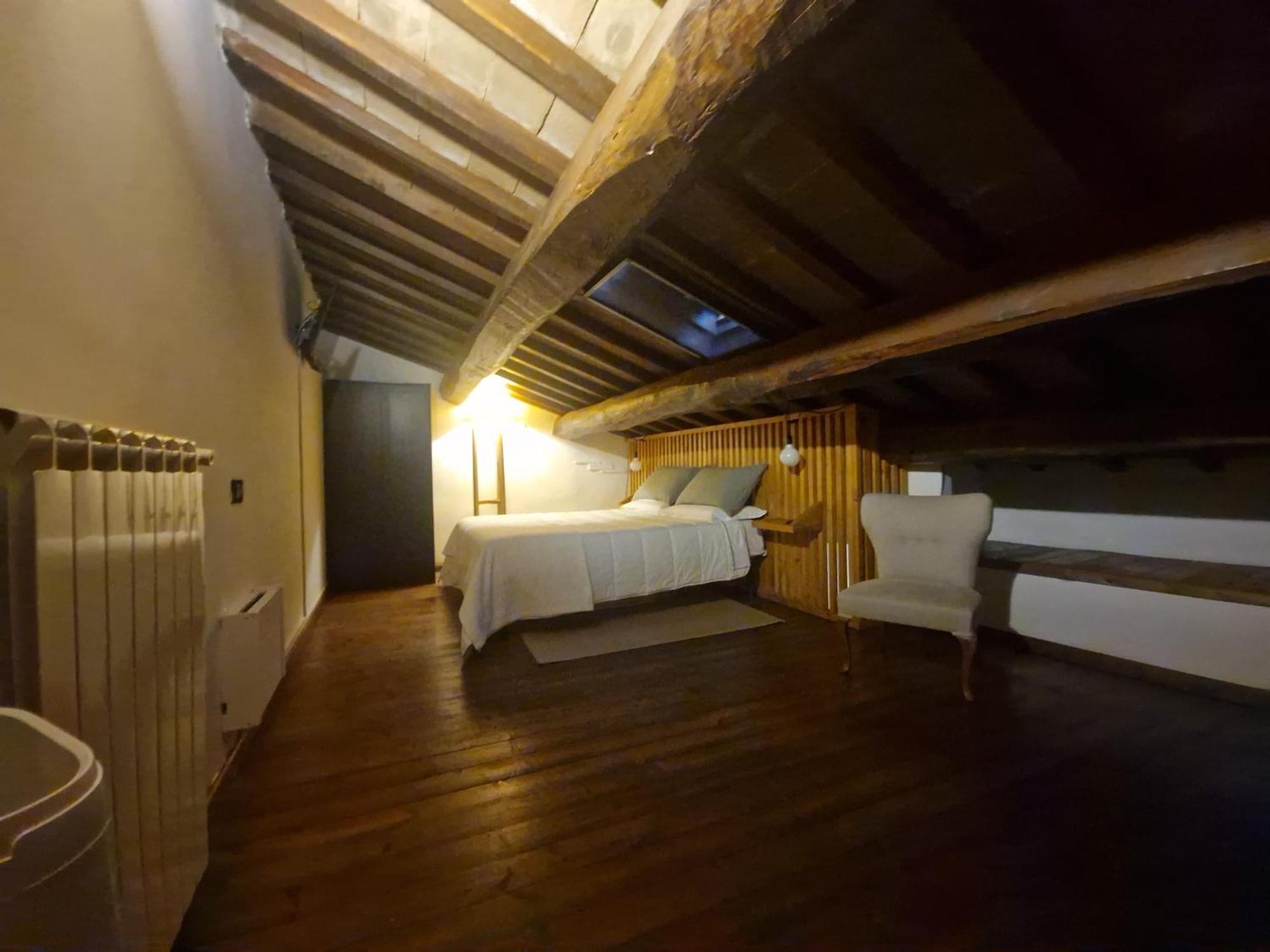 Piazza Duomo Casa Vacanze Sutri Exterior foto